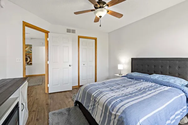 $279,000 | 19500 Blue Jay Court, Farmington, MN 55024
