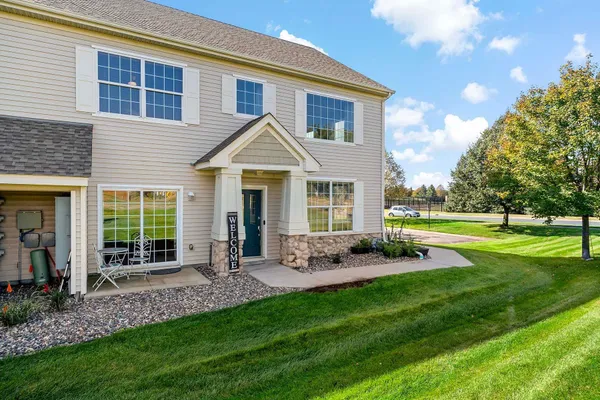 $279,000 | 19500 Blue Jay Court, Farmington, MN 55024
