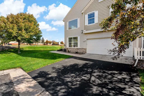 $279,000 | 19500 Blue Jay Court, Farmington, MN 55024
