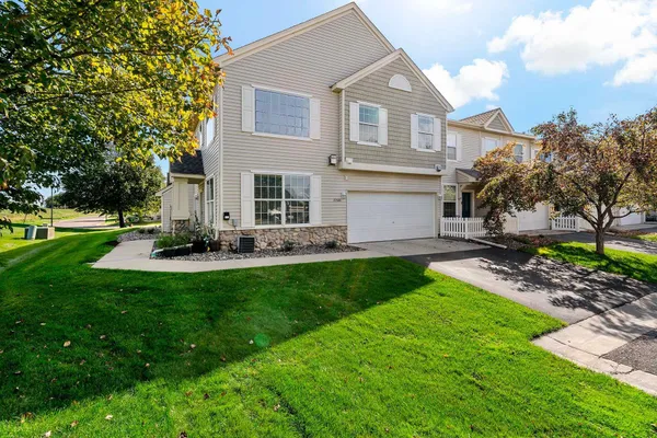 $279,000 | 19500 Blue Jay Court, Farmington, MN 55024