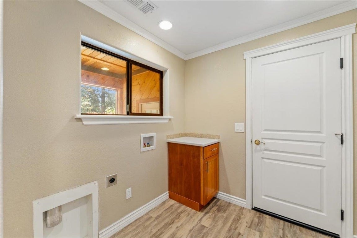 2730 South Old Stage Road Mount Shasta, CA 96067 - Photo 14 of 33 Gallery Image 14