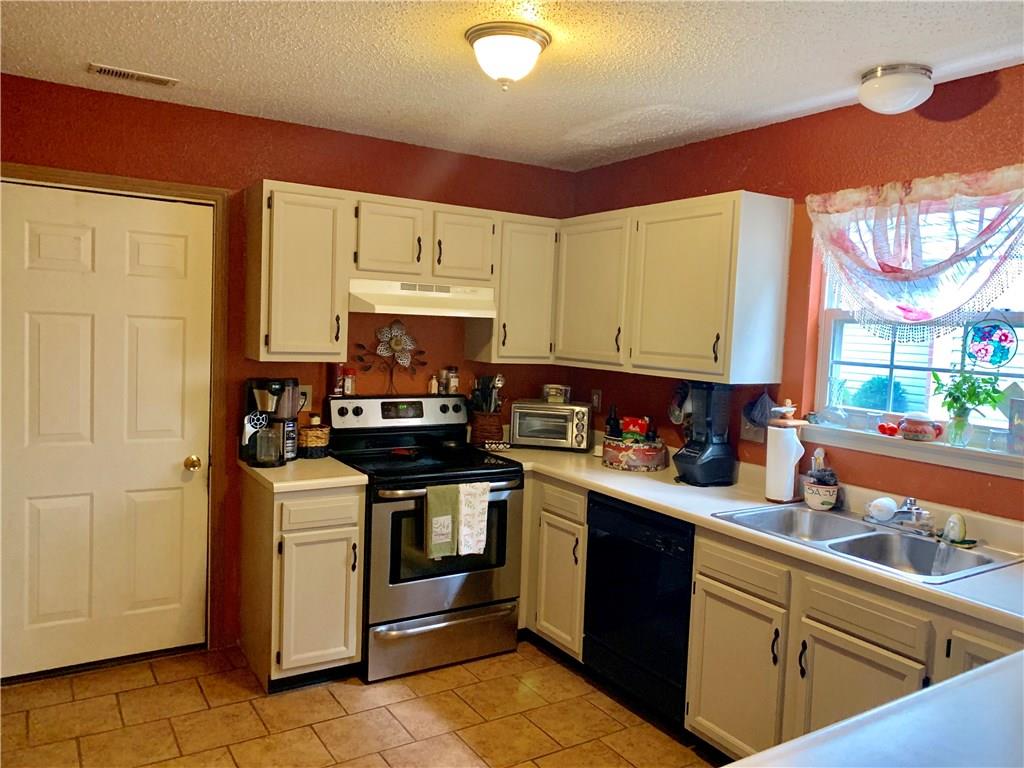 1322 Cliff Ridge Lane Indianapolis, IN 46217 - Photo 14 of 19 Gallery Image 14