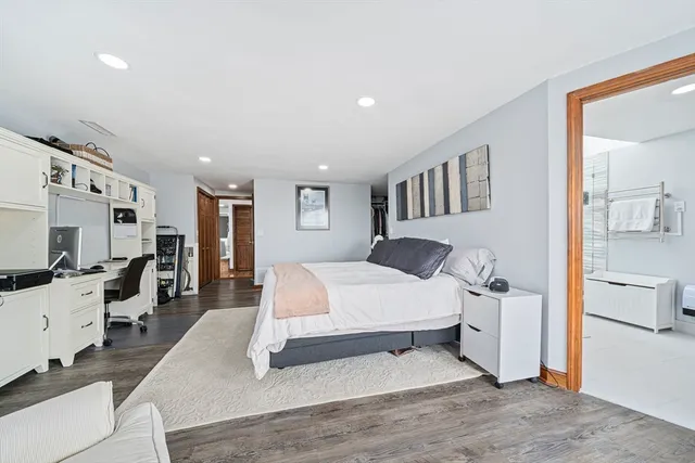 $1,050,000 | 62 Oceanside Drive, Unit 62, Hull, MA 02045