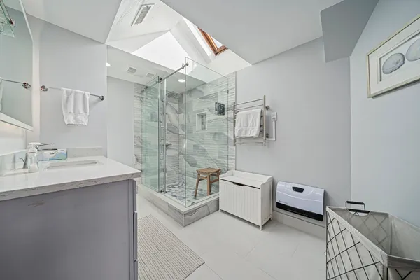 $1,050,000 | 62 Oceanside Drive, Unit 62, Hull, MA 02045