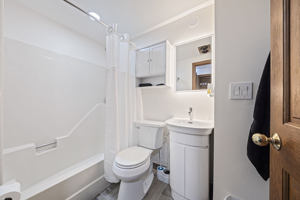 62 Oceanside Drive, Unit 62 Hull, MA 02045 - Photo 31 of 39