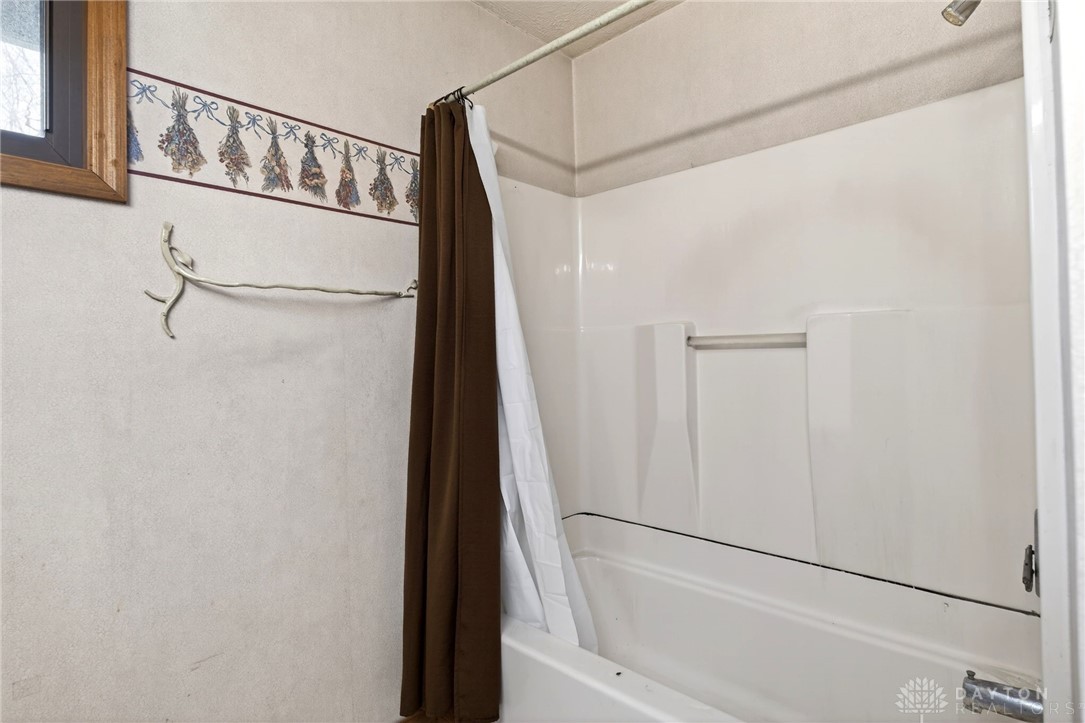 1104 McBee Road Bellbrook, OH 45305 - Photo 16 of 29 Gallery Image 16