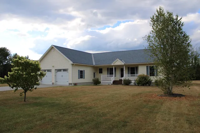 $765,000 | 71 Cobb Lane, Clarendon, VT 05759