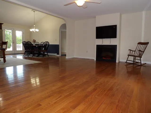 $765,000 | 71 Cobb Lane, Clarendon, VT 05759