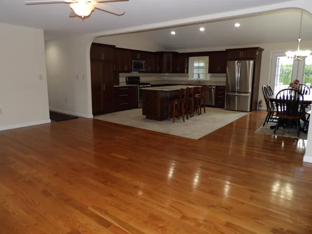 $765,000 | 71 Cobb Lane, Clarendon, VT 05759