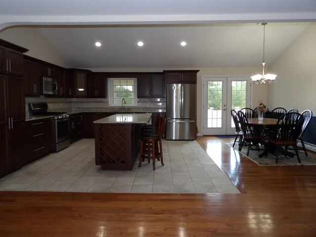 $765,000 | 71 Cobb Lane, Clarendon, VT 05759