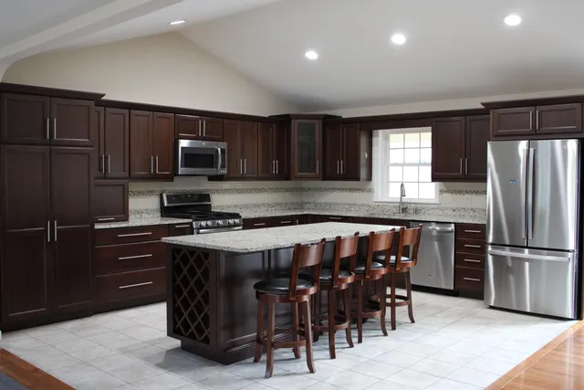 $765,000 | 71 Cobb Lane, Clarendon, VT 05759