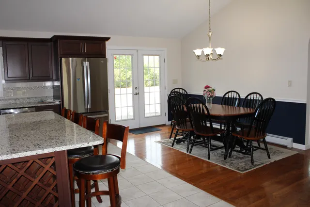 $765,000 | 71 Cobb Lane, Clarendon, VT 05759