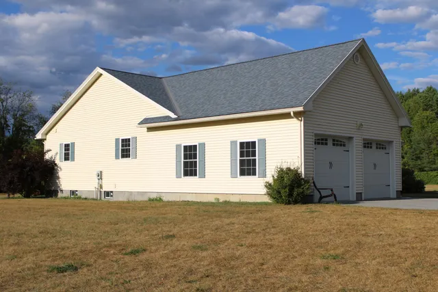 $765,000 | 71 Cobb Lane, Clarendon, VT 05759