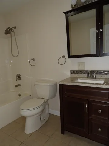 $765,000 | 71 Cobb Lane, Clarendon, VT 05759