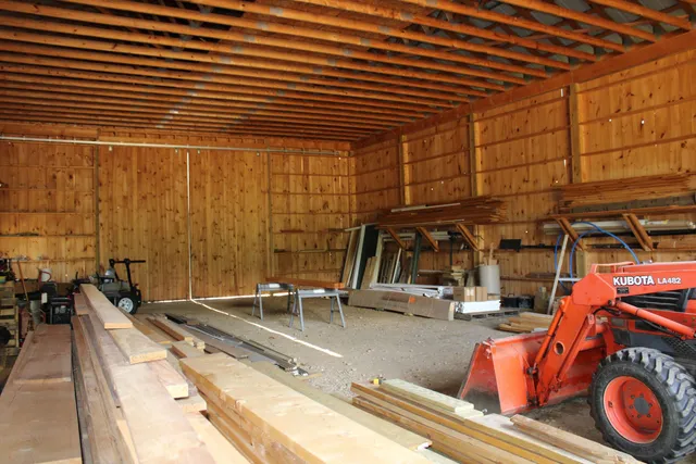 $765,000 | 71 Cobb Lane, Clarendon, VT 05759