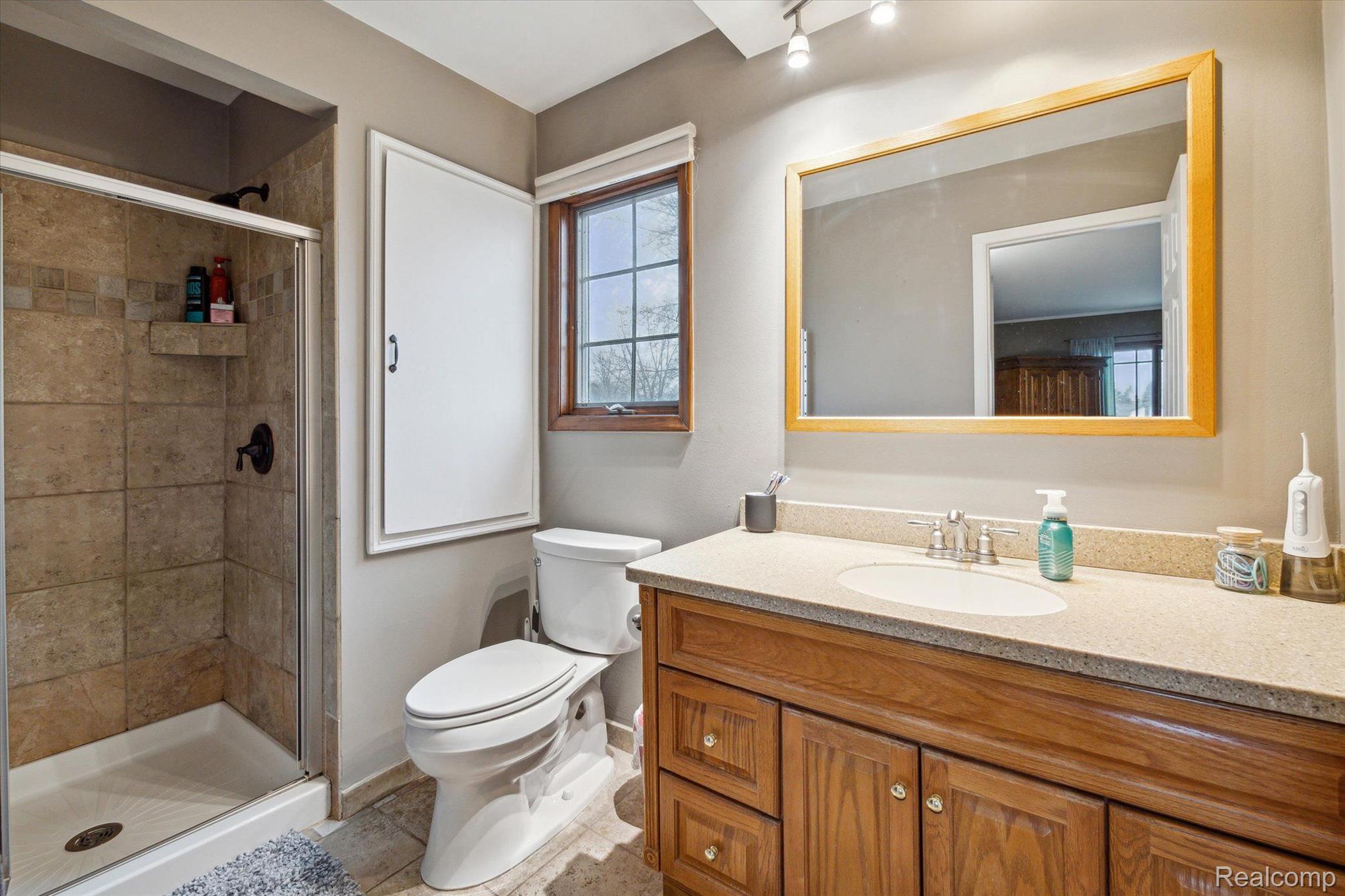 7357 Kingsbridge Road Canton, MI 48187 - Photo 26 of 57 Gallery Image 26