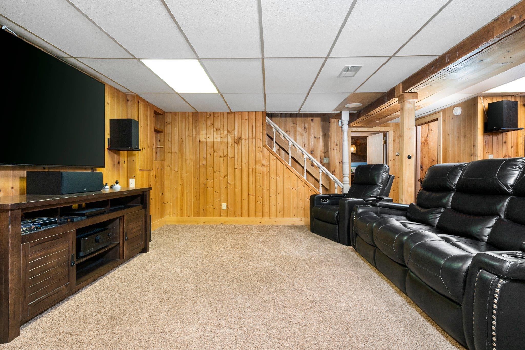 5240 Cedar Valley Road Traverse City, MI 49684 - Photo 26 of 54 1911858-25.JPG