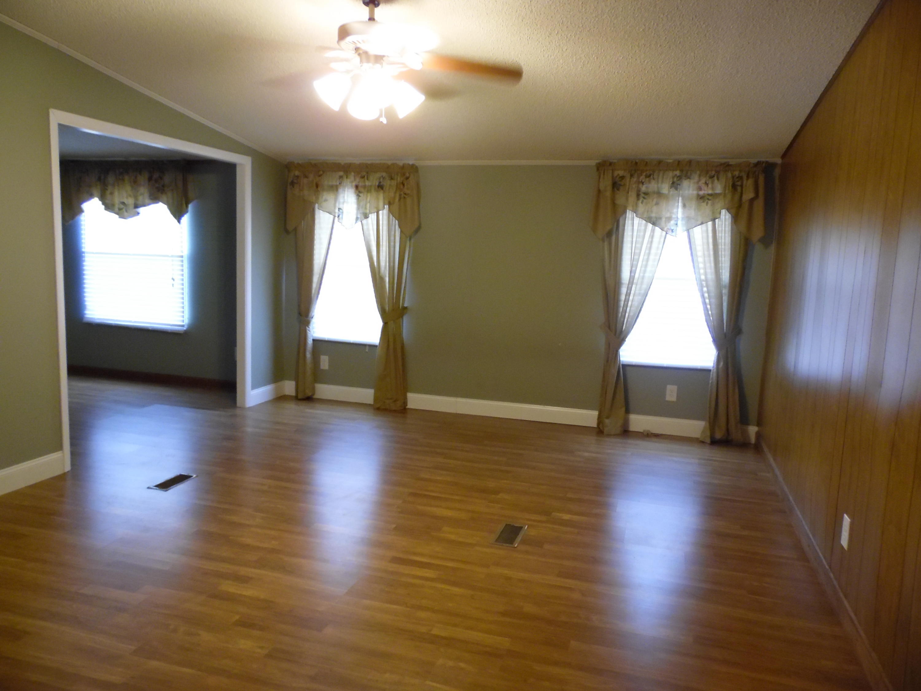 84 Davidson Road DeFuniak Springs, FL 32433 - Photo 13 of 33 SAM_0602