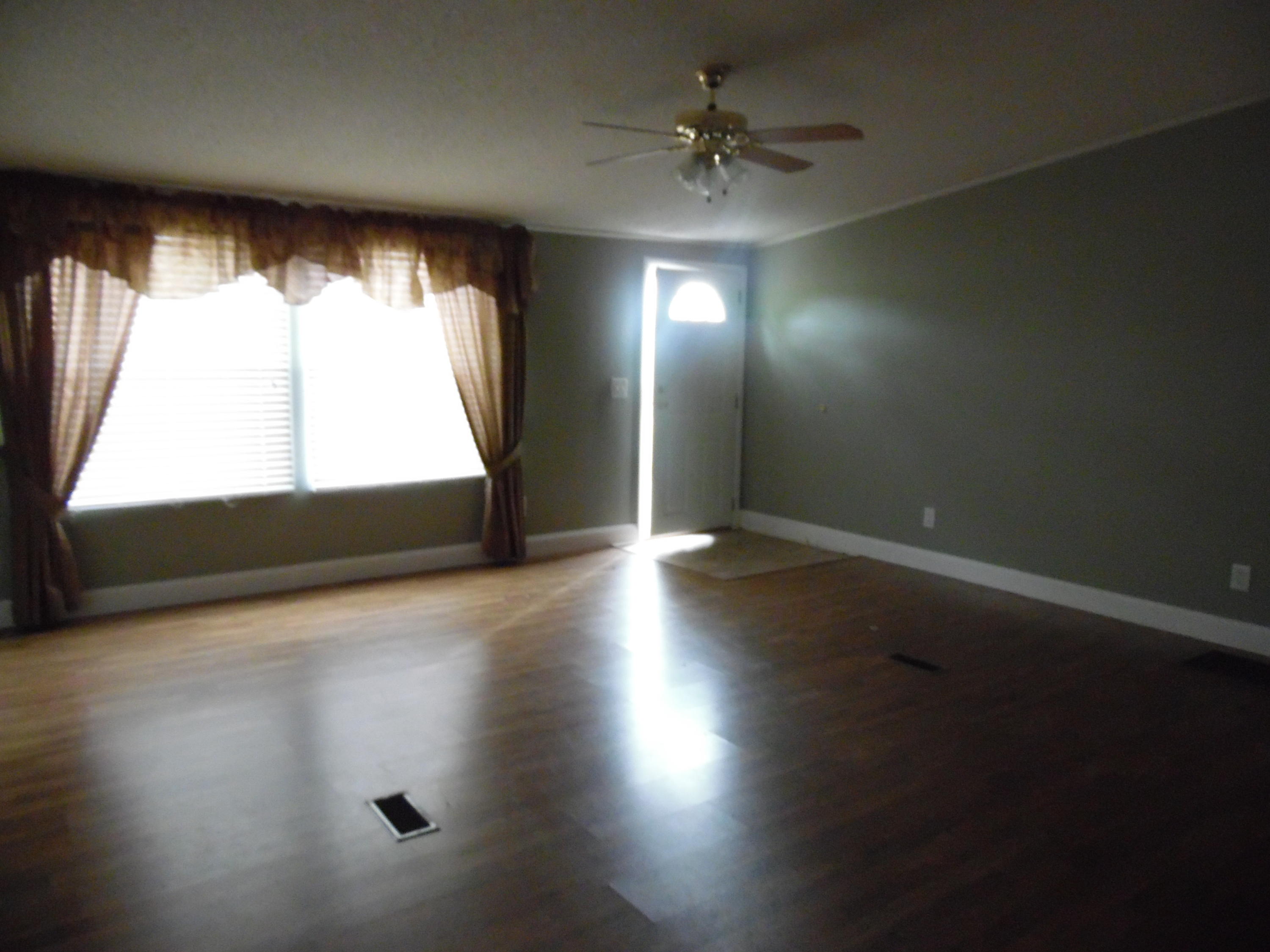 84 Davidson Road DeFuniak Springs, FL 32433 - Photo 27 of 33 SAM_0616