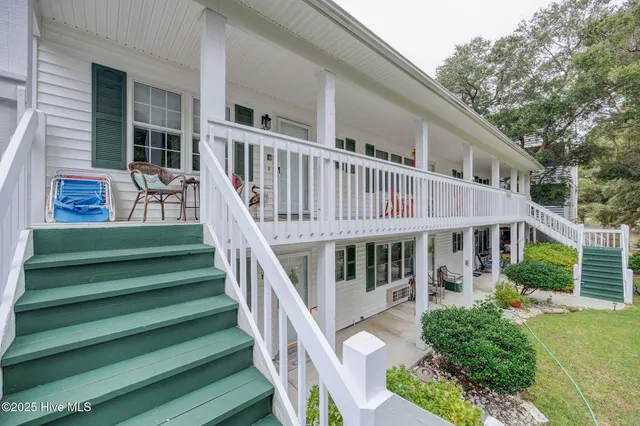 $289,000 | 300 Spencer-Farlow Drive, Unit H, Carolina Beach, NC 28428