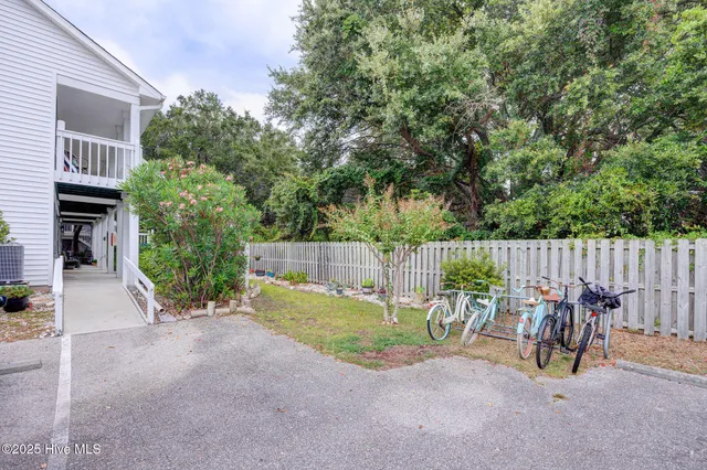 $289,000 | 300 Spencer-Farlow Drive, Unit H, Carolina Beach, NC 28428