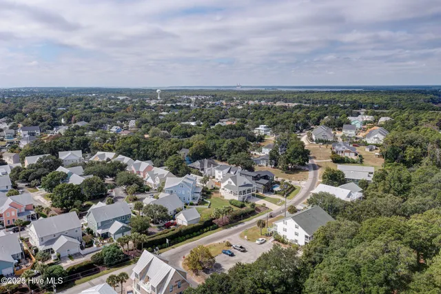 $289,000 | 300 Spencer-Farlow Drive, Unit H, Carolina Beach, NC 28428