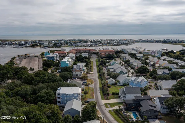 $289,000 | 300 Spencer-Farlow Drive, Unit H, Carolina Beach, NC 28428