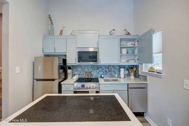 $289,000 | 300 Spencer-Farlow Drive, Unit H, Carolina Beach, NC 28428