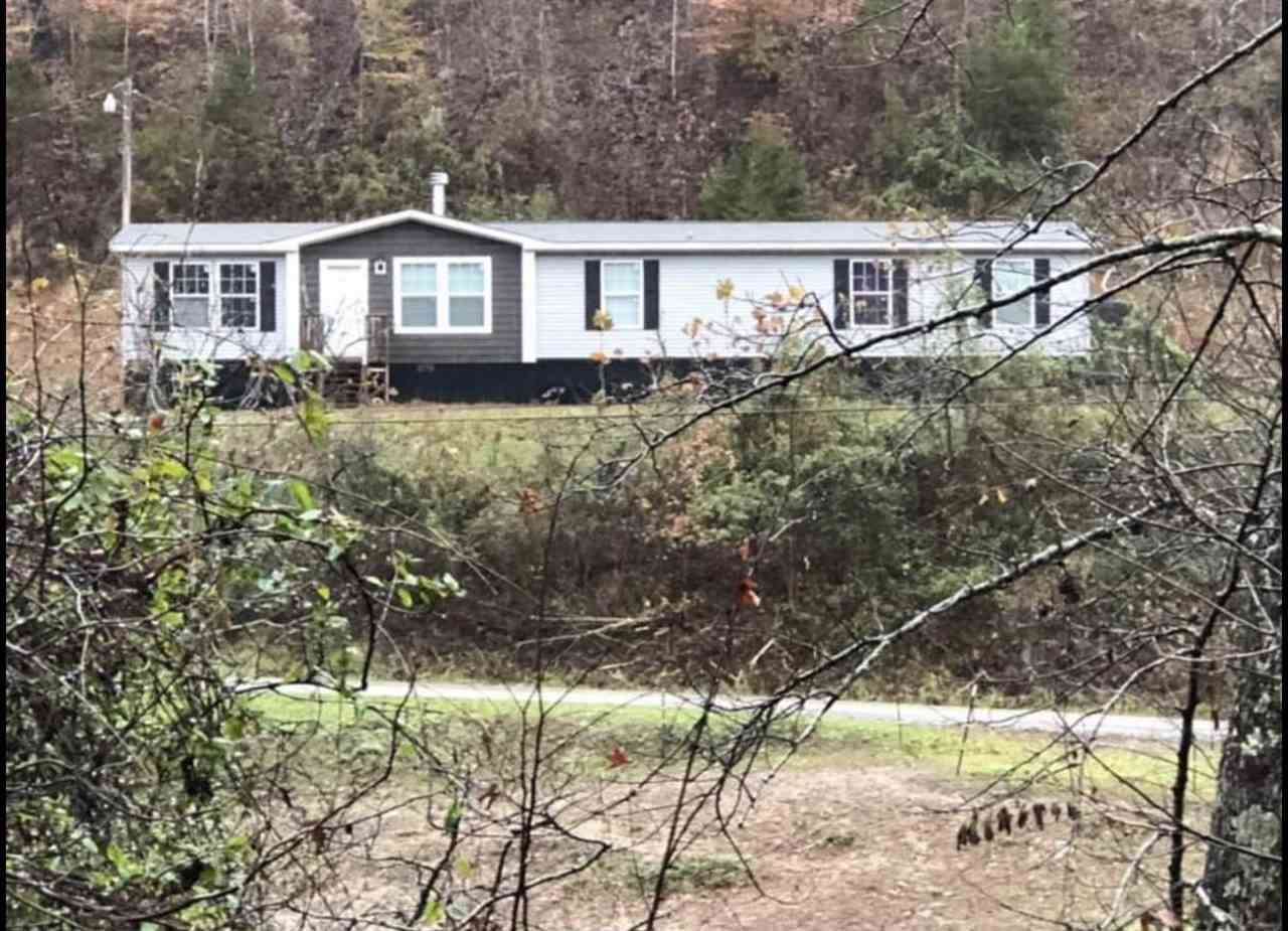 668 Tadpole Road Louisa, KY 41230 - Photo 1 of 1