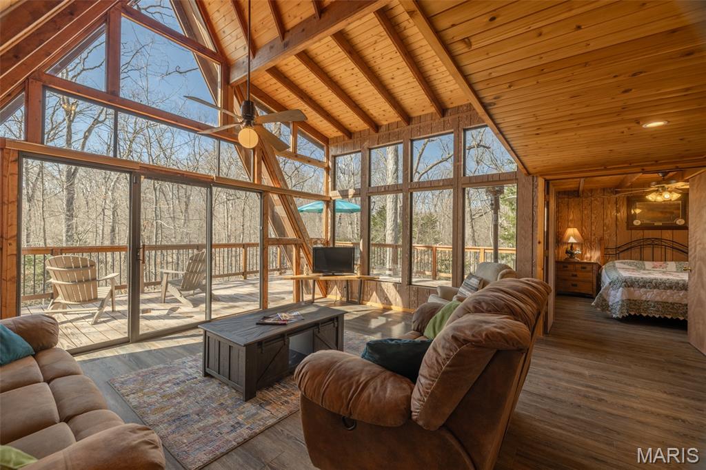 633 Wunderbar Point Drive Innsbrook, MO 63390 - Photo 11 of 40