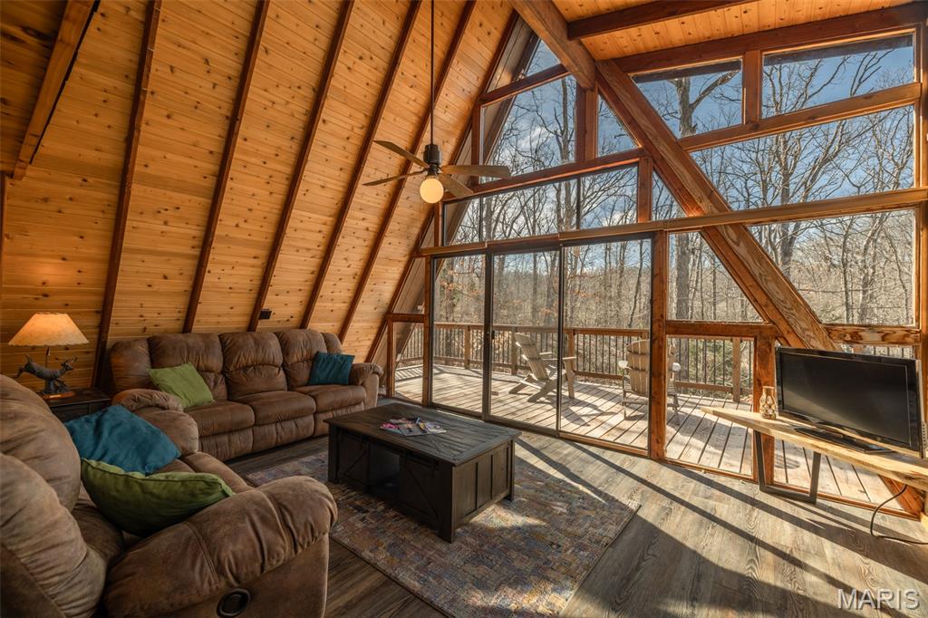 633 Wunderbar Point Drive Innsbrook, MO 63390 - Photo 12 of 40