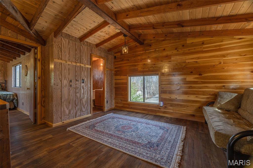 633 Wunderbar Point Drive Innsbrook, MO 63390 - Photo 18 of 40