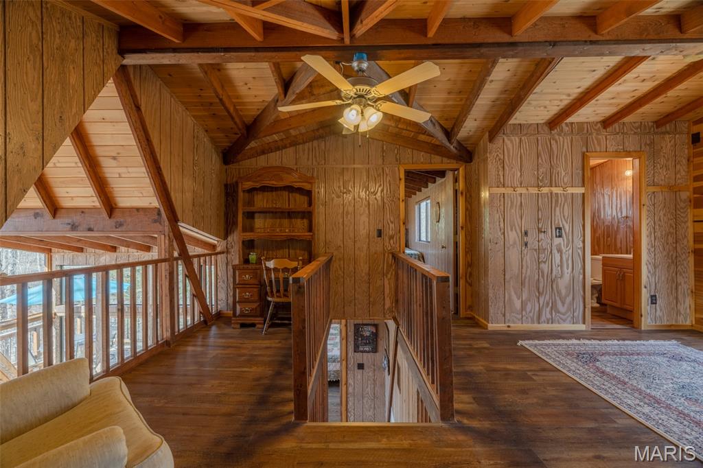 633 Wunderbar Point Drive Innsbrook, MO 63390 - Photo 19 of 40