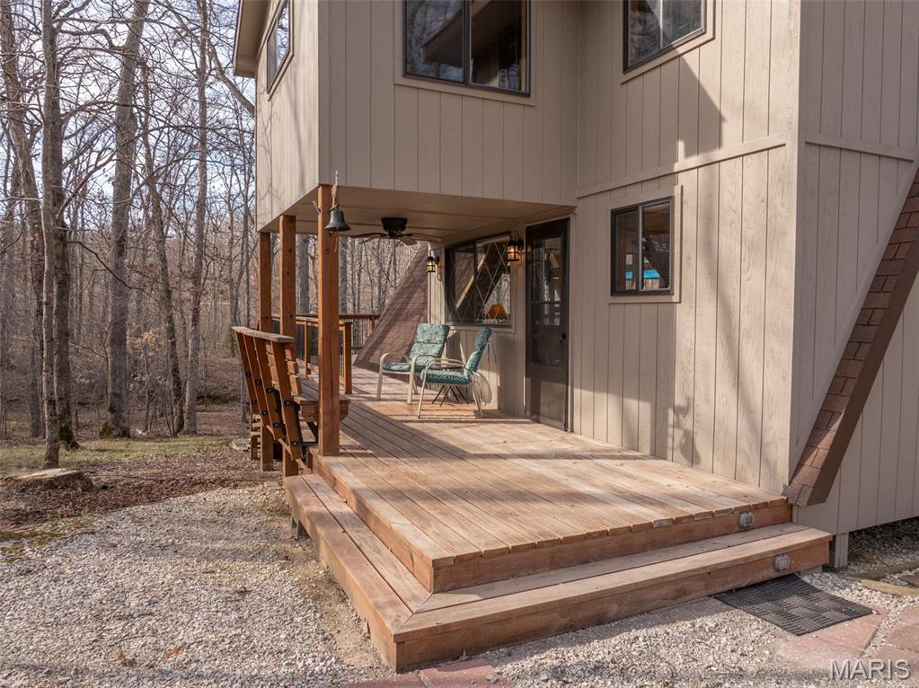 633 Wunderbar Point Drive Innsbrook, MO 63390 - Photo 6 of 40