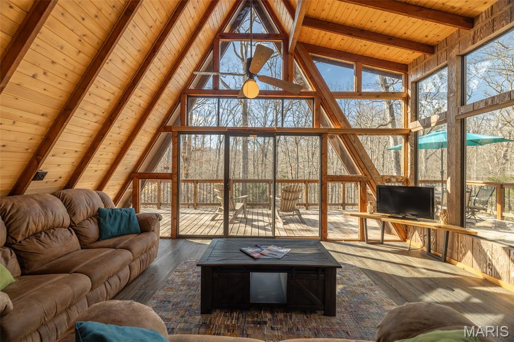 633 Wunderbar Point Drive Innsbrook, MO 63390 - Photo 10 of 40