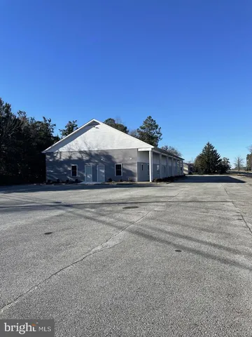 $1,400 | 300 Collins Avenue, Unit 3, Hurlock, MD 21643