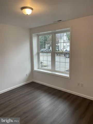 $1,400 | 300 Collins Avenue, Unit 3, Hurlock, MD 21643