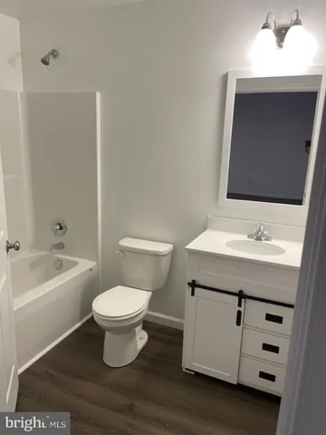 $1,400 | 300 Collins Avenue, Unit 3, Hurlock, MD 21643