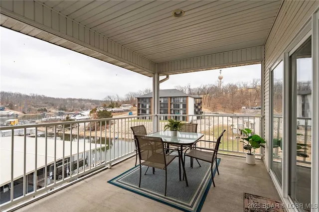 $225,000 | 4935 Robbins Circle, Unit 230, Osage Beach, MO 65065