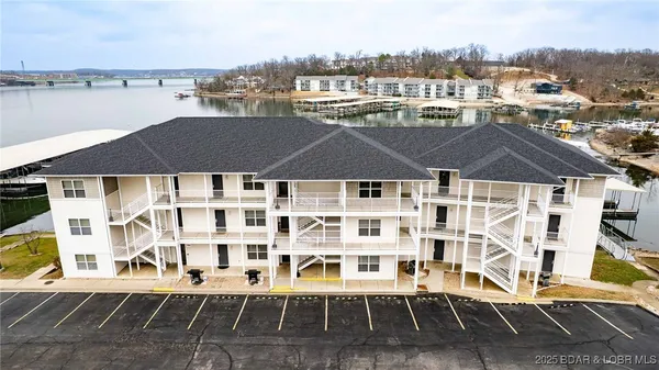 $220,000 | 4935 Robbins Circle, Unit 230, Osage Beach, MO 65065