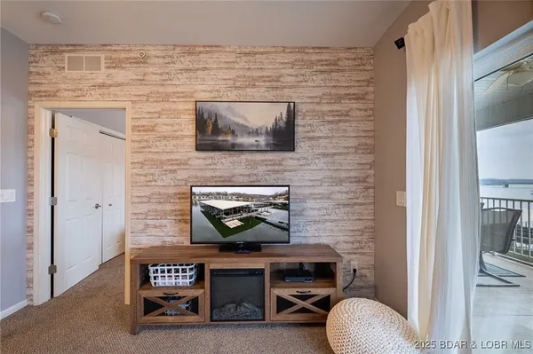 $220,000 | 4935 Robbins Circle, Unit 230, Osage Beach, MO 65065