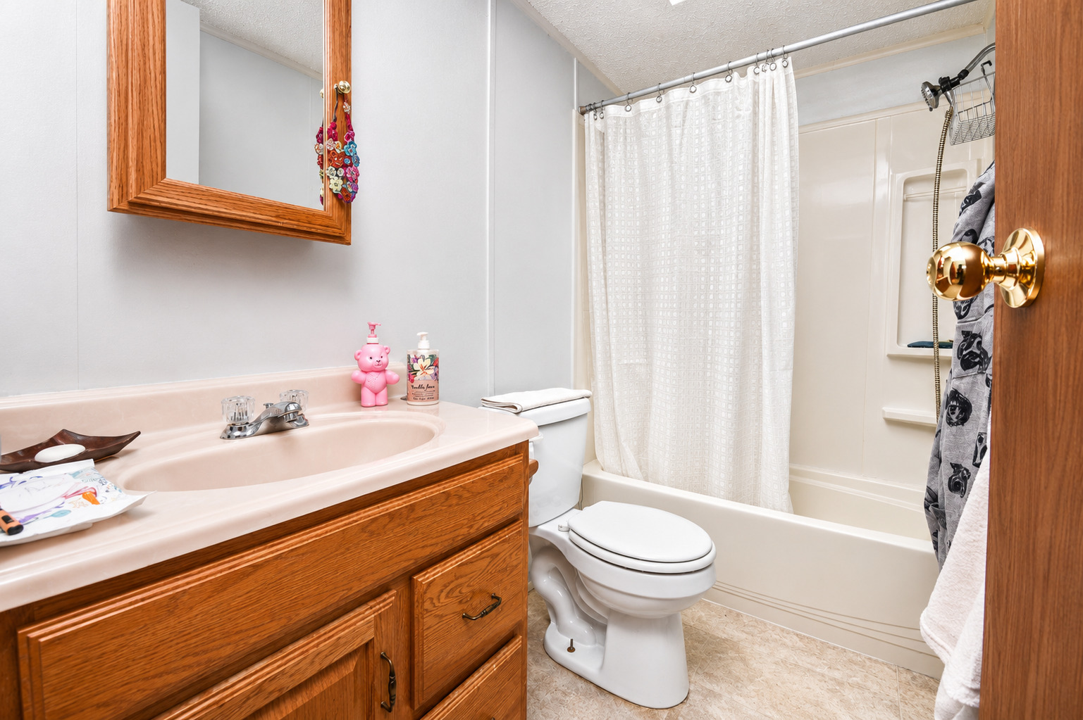 38703 North Sheridan Road, Unit 164 Beach Park, IL 60099 - Photo 9 of 10