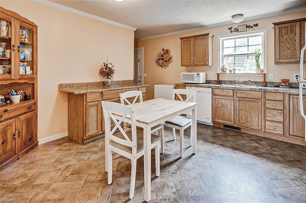 6841 Randall Hurley Road Troy, NC 27371 - Photo 9 of 24 Gallery Image 9