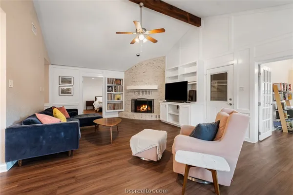 $374,900 | 2907 Broadmoor Drive, Bryan, TX 77802