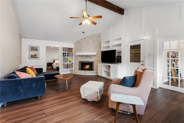 $374,900 | 2907 Broadmoor Drive, Bryan, TX 77802