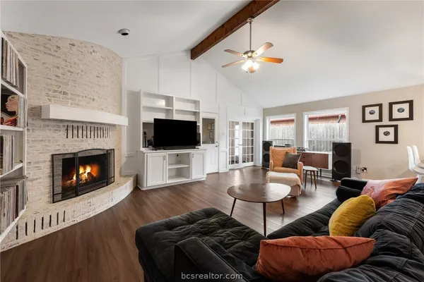 $374,900 | 2907 Broadmoor Drive, Bryan, TX 77802