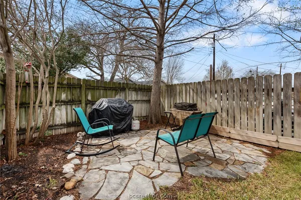 $374,900 | 2907 Broadmoor Drive, Bryan, TX 77802