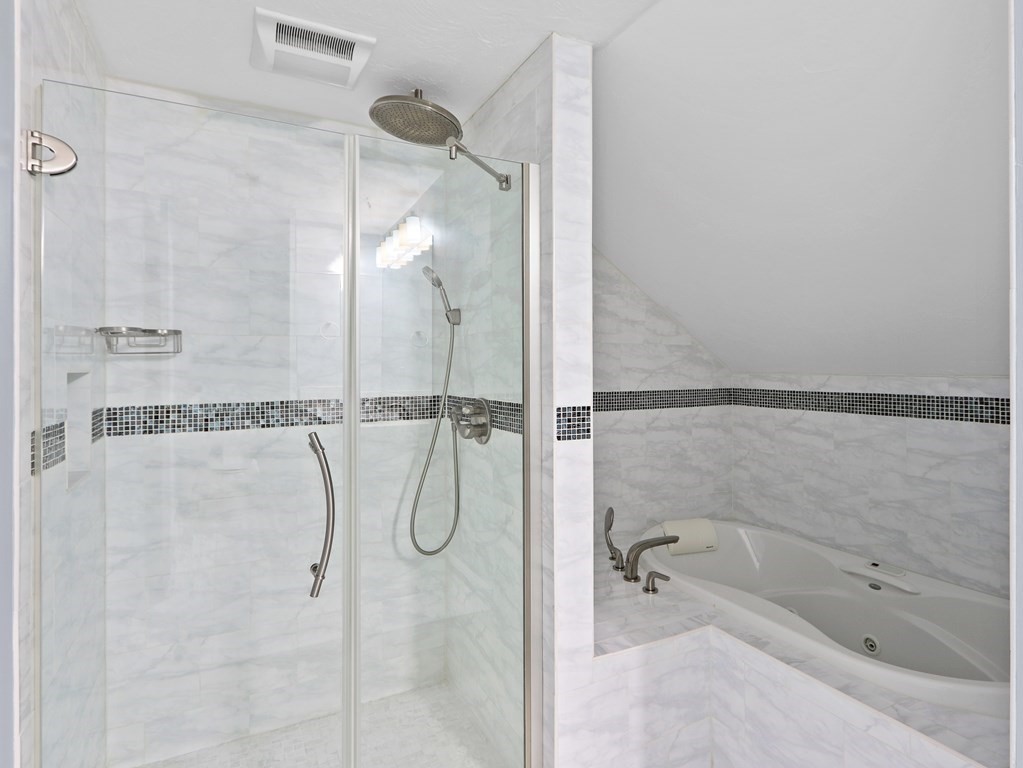 39 Walsh Road Newton, MA 02459 - Photo 20 of 42