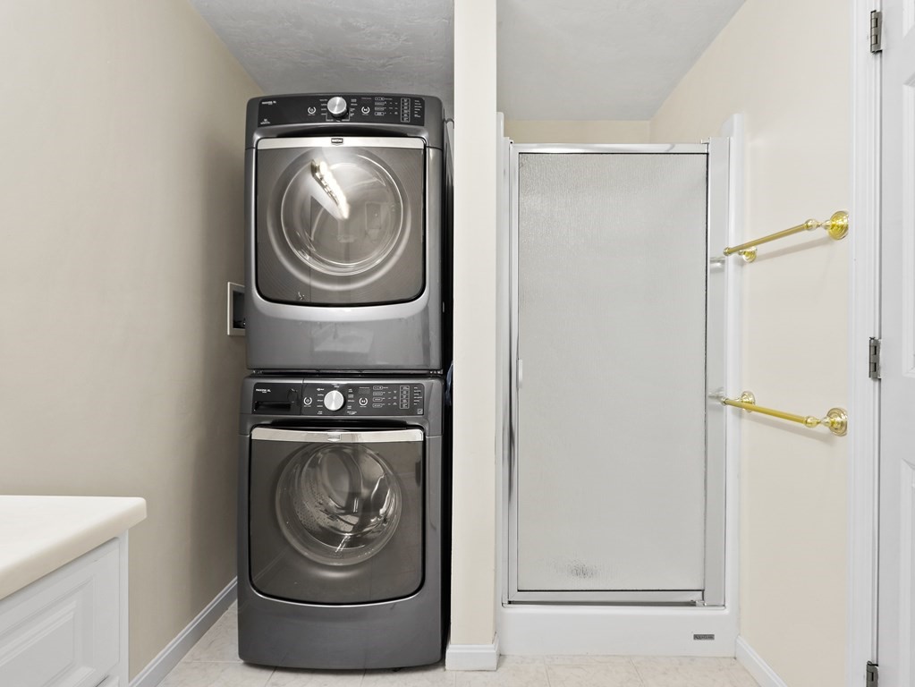 39 Walsh Road Newton, MA 02459 - Photo 27 of 42