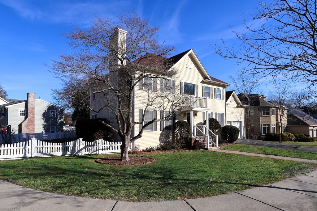 39 Walsh Road Newton, MA 02459 - Photo 28 of 42